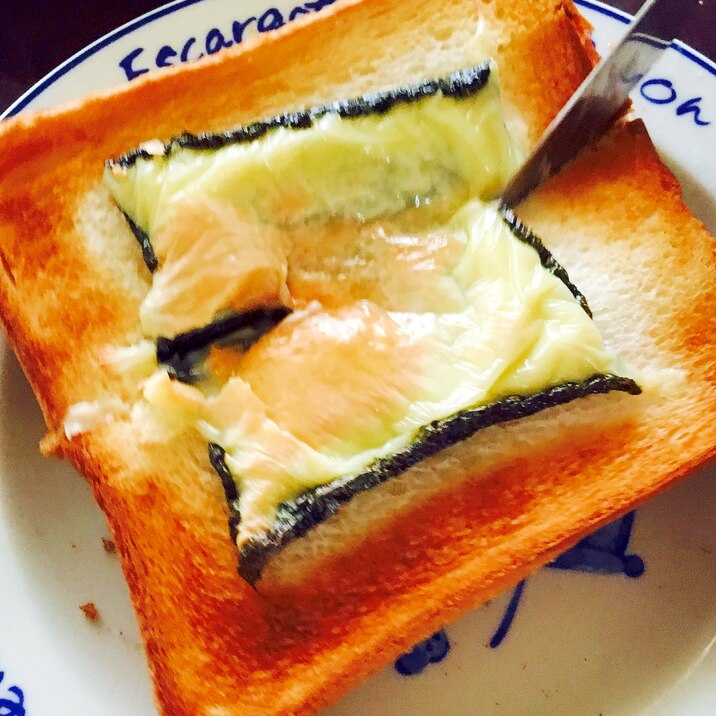 幼児食☆海苔とチーズ乗せのトースト